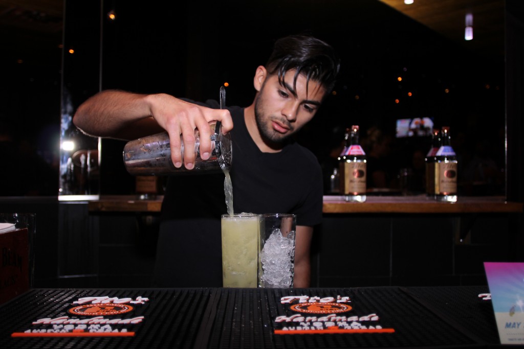 BOTBartenders_NeonDesert